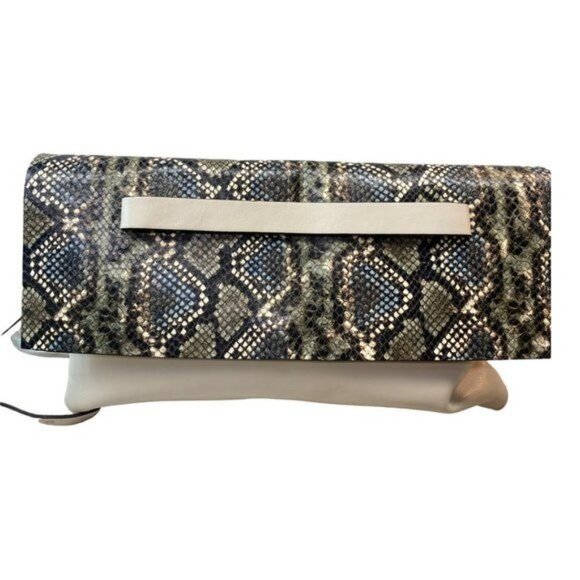 Vittoria Napoli Cream Leather with Snake Skin Accents - Picture 3 of 6